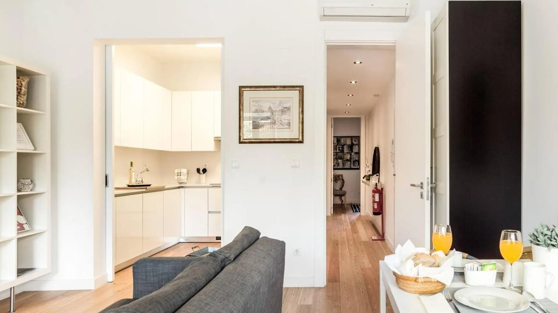 Spacious Apartment In Lisboa With Terrace And Free Netflix Portugal